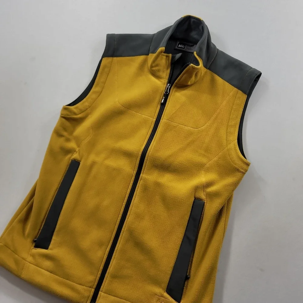REI Fleece Vest Mens Small Yellow Gold Coop Hike Base Layer Full Zip‎